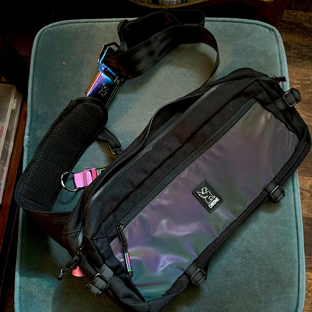 NWOT Limited Edition Chrome Kadet Sling Bag - Rainbow Reflective Pride 2023